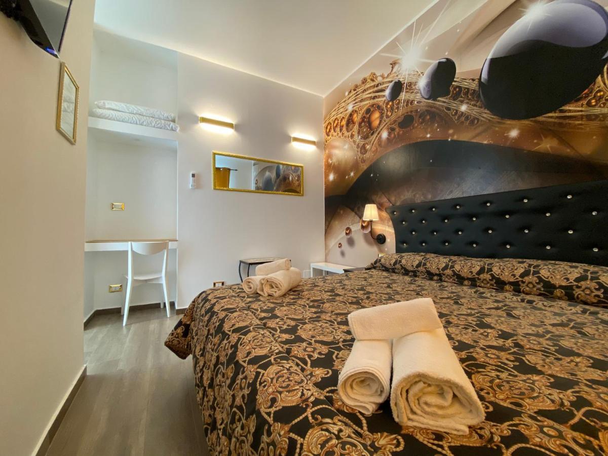 Double Room Private Bathroom
