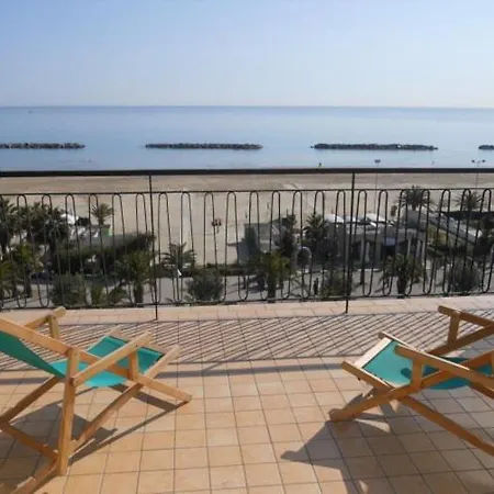 B&B Attico Mare-2