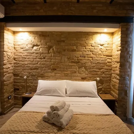 AL 54 Accommodation-2